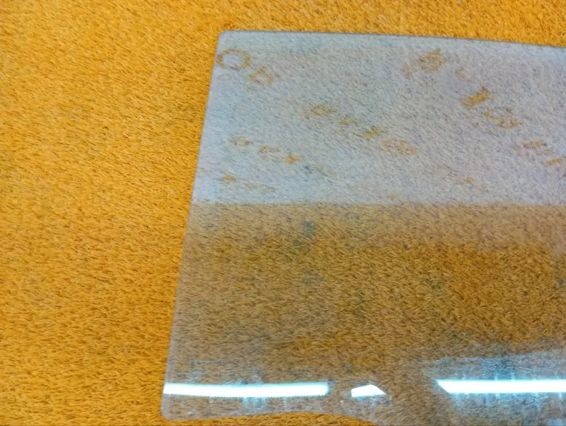 Стекло двери