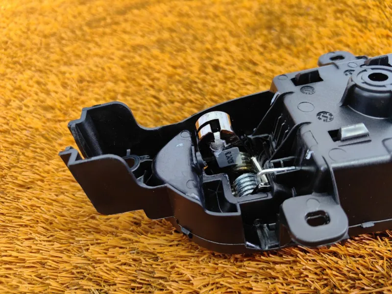 Ручка двери внутренняя