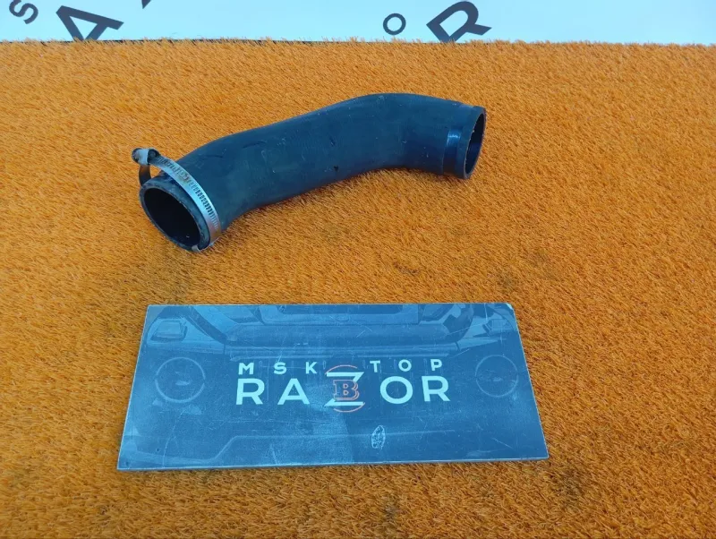 Патрубок интеркулера