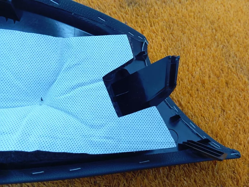 Накладка на стойку кузова