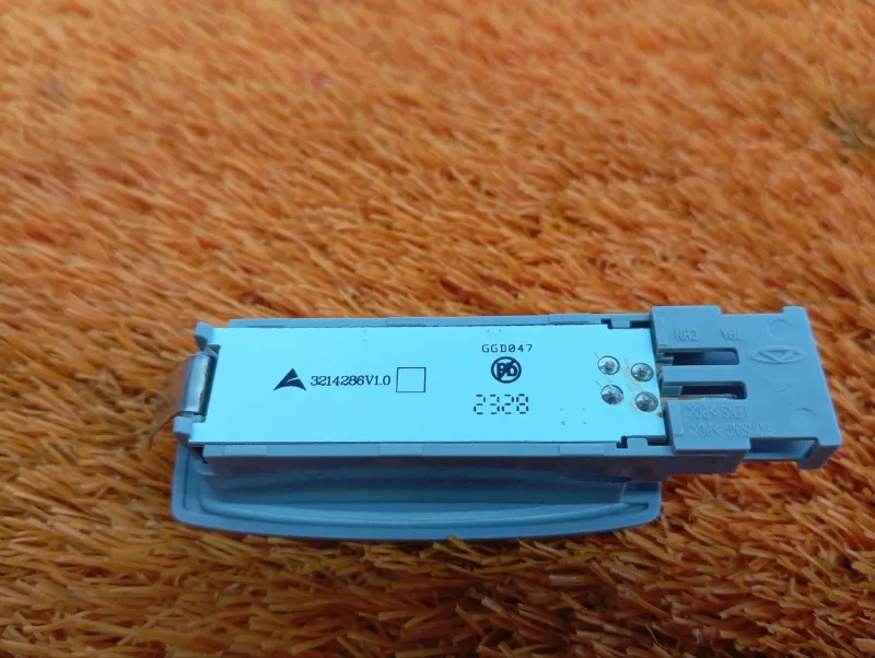 Плафон салона