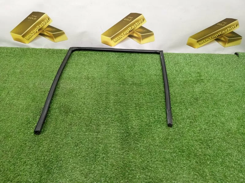 Уплотнитель двери