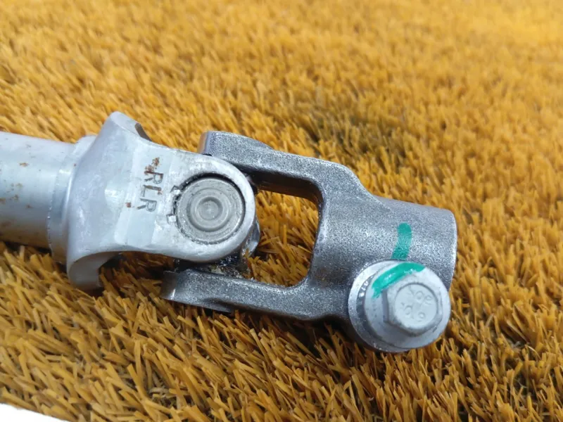 Рулевой карданчик