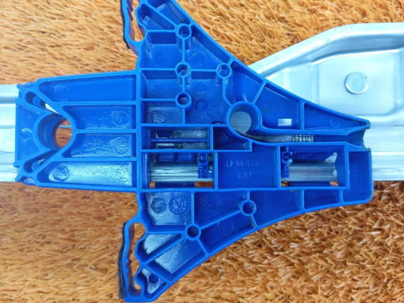 Стеклоподъемник