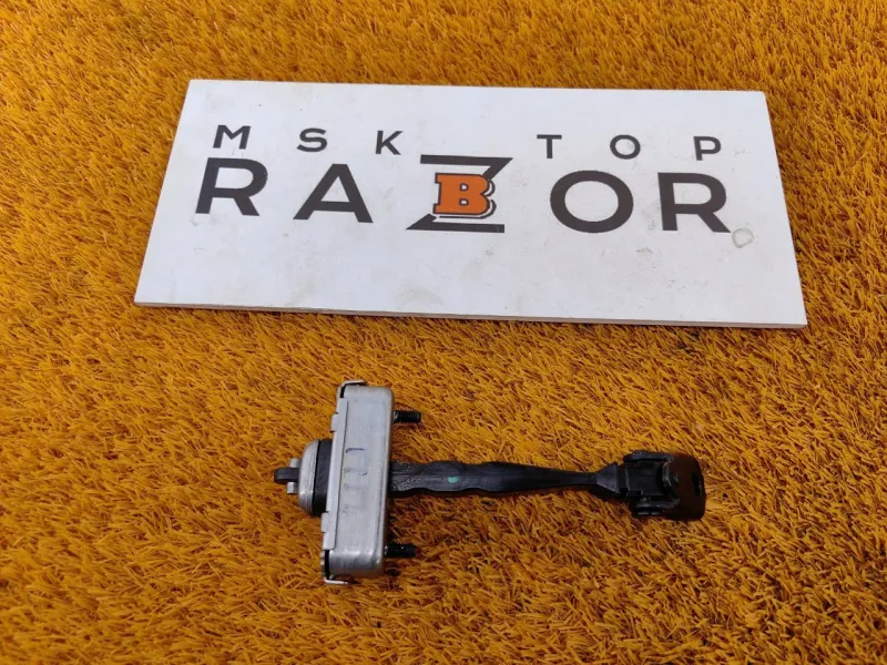 Ограничитель двери