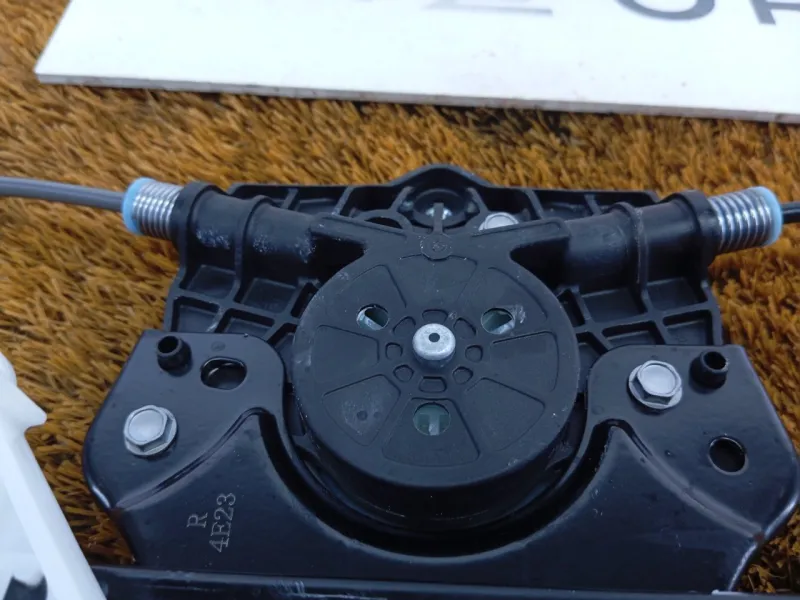 Стеклоподъемник