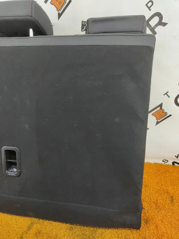 Спинка сиденья