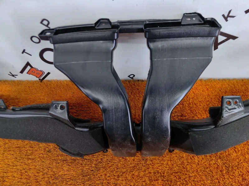 Воздуховод отопителя