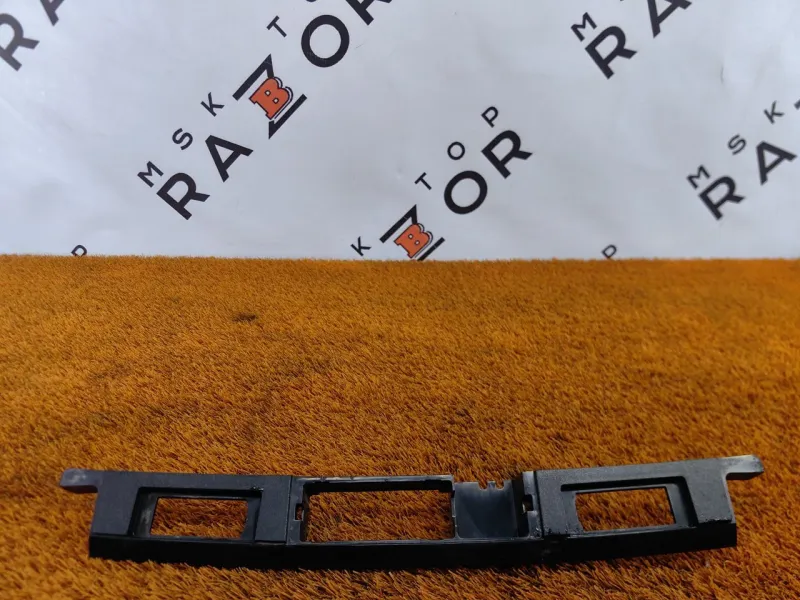 Накладка крышки багажника