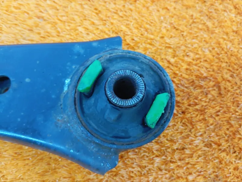 Рычаг подвески