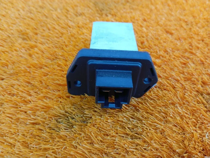 Резистор отопителя