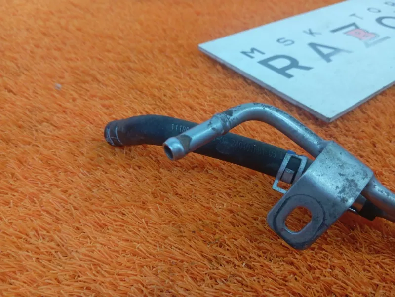 Трубка системы охлаждения