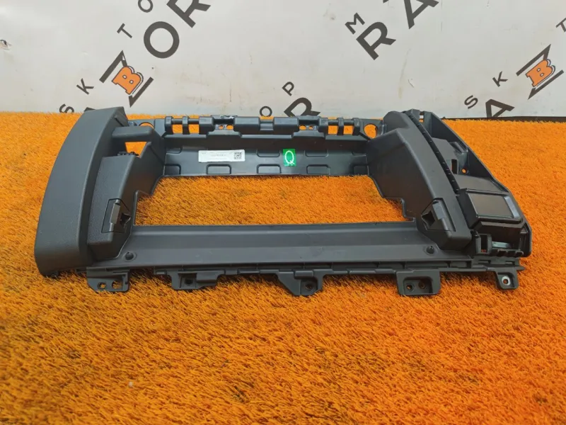 Накладка под торпедо