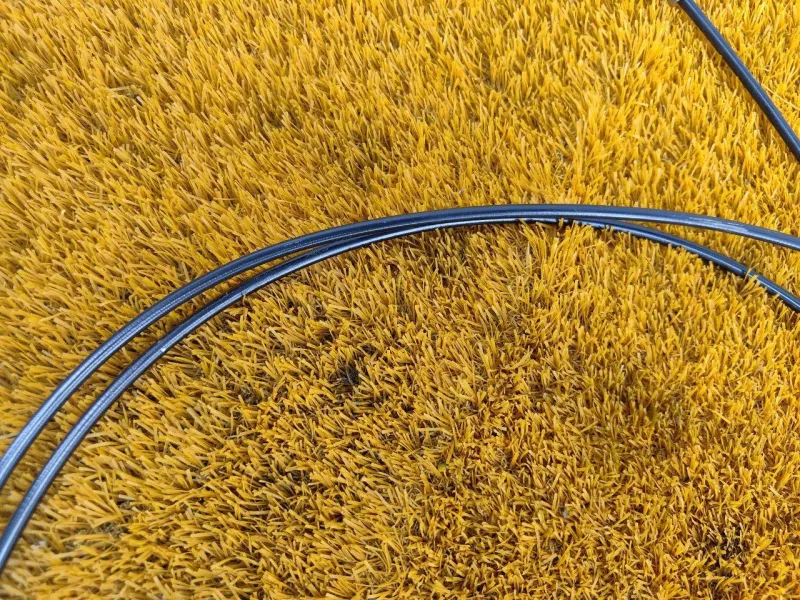 Трос лючка топливного бака