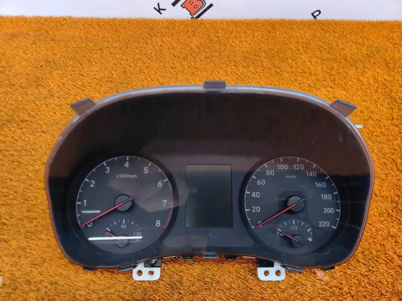 Панель приборов