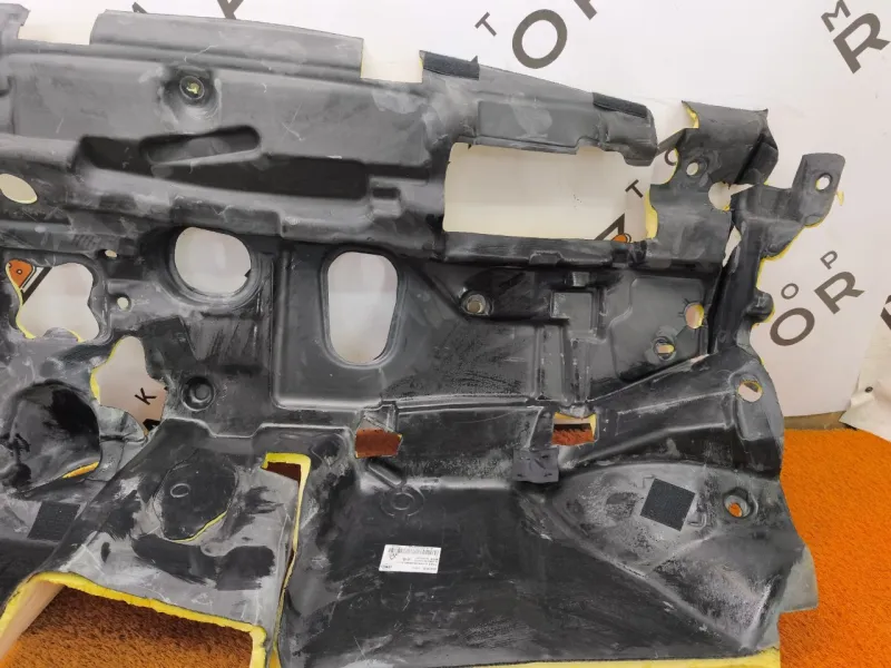 Шумоизоляция моторного отсека