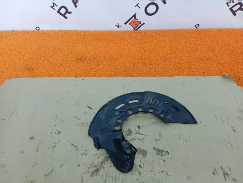 Пыльник тормозного диска