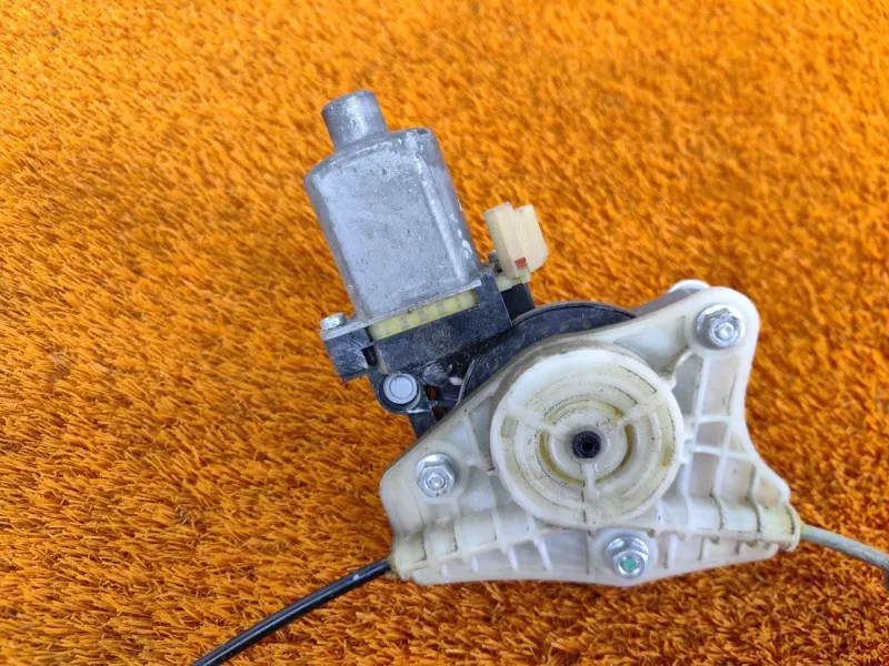 Стеклоподъемник