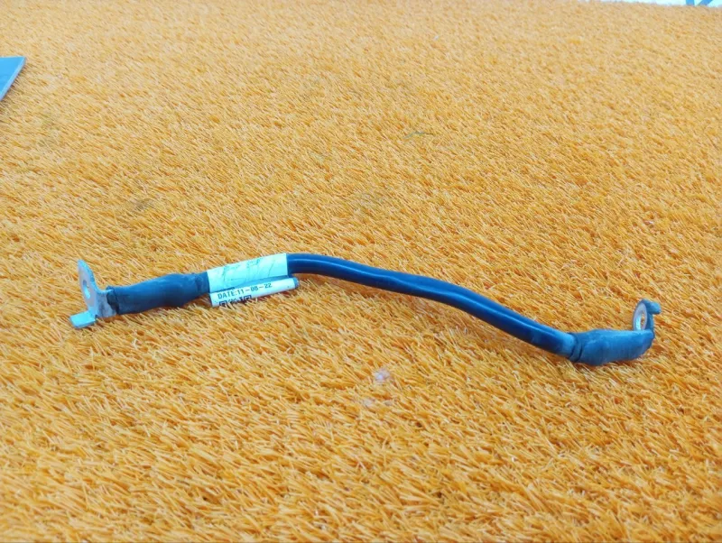 Клемма аккумулятора