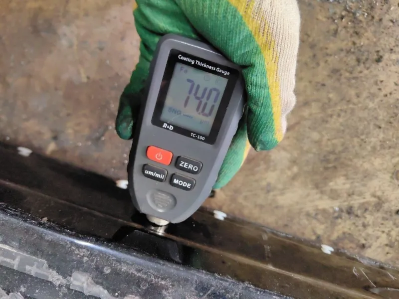 Порог с центральной стойкой