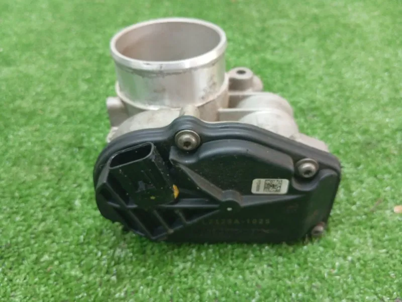 Дроссельная заслонка