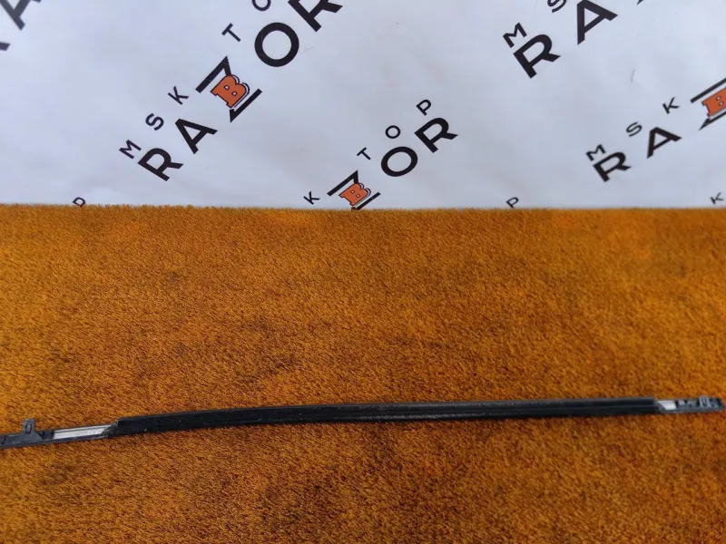 Молдинг стекла