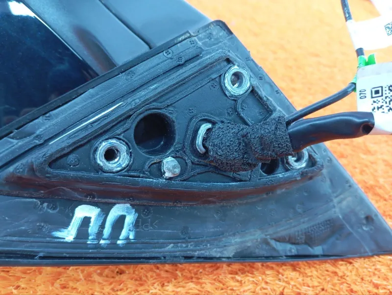 Зеркало боковое