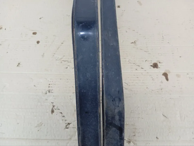 Крепление топливного бака