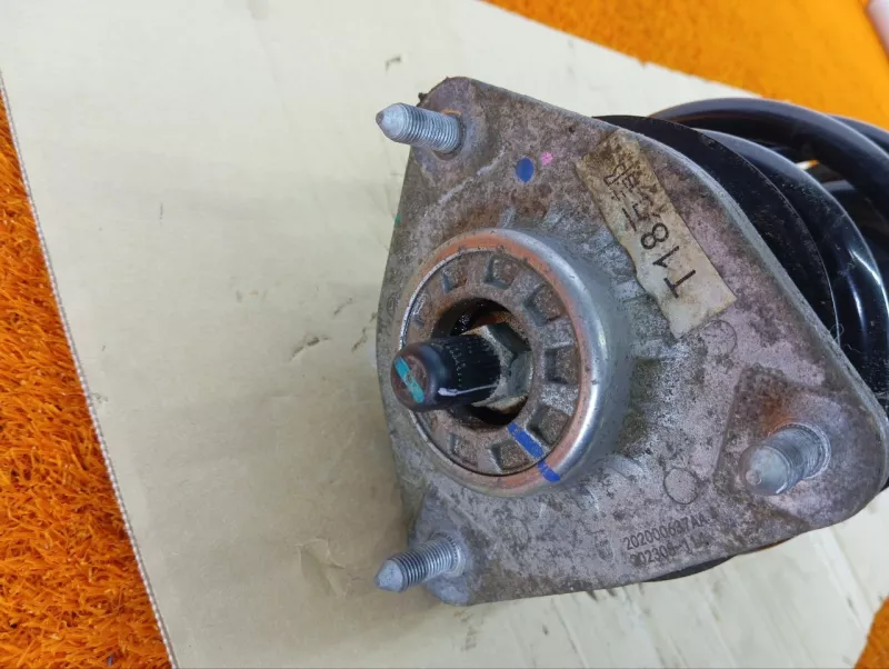 Стойка подвески