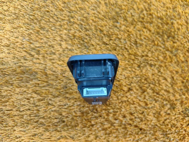 Плафон салона