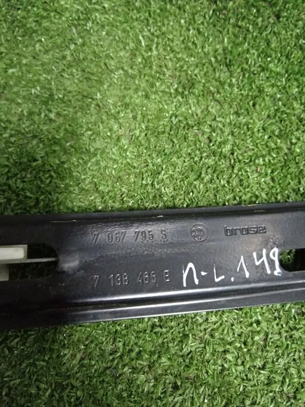 Стеклоподъемник BMW 1-Series 2008 51337138465 E87, передний левый