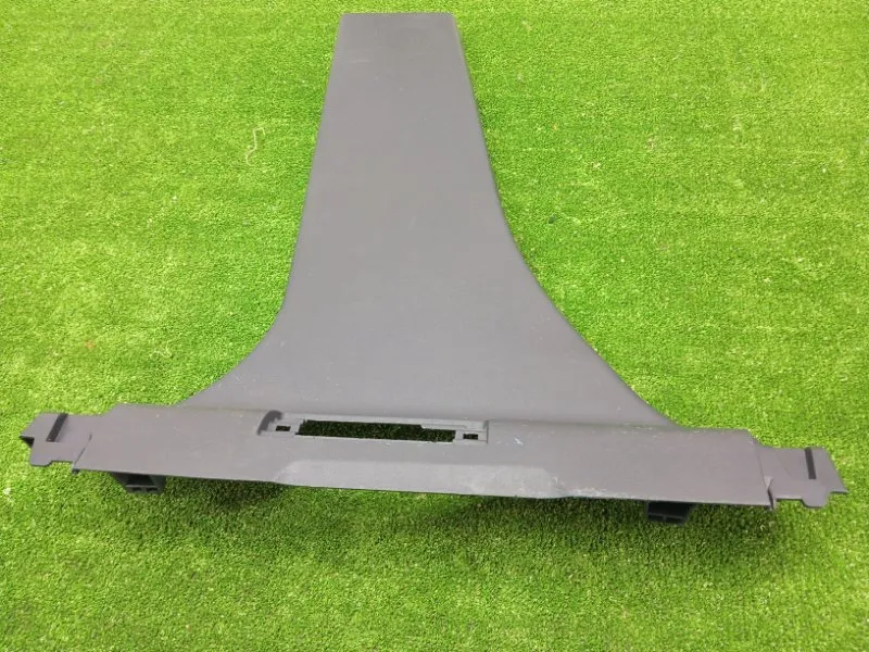 Обшивка центральной стойки