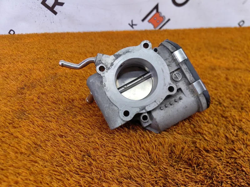 Дроссельная заслонка