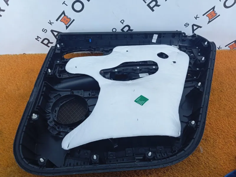 Обшивка двери