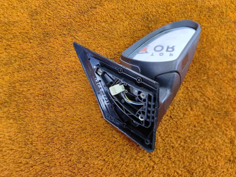 Зеркало боковое