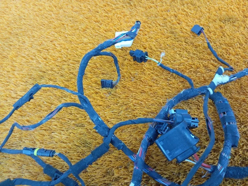 Проводка двери