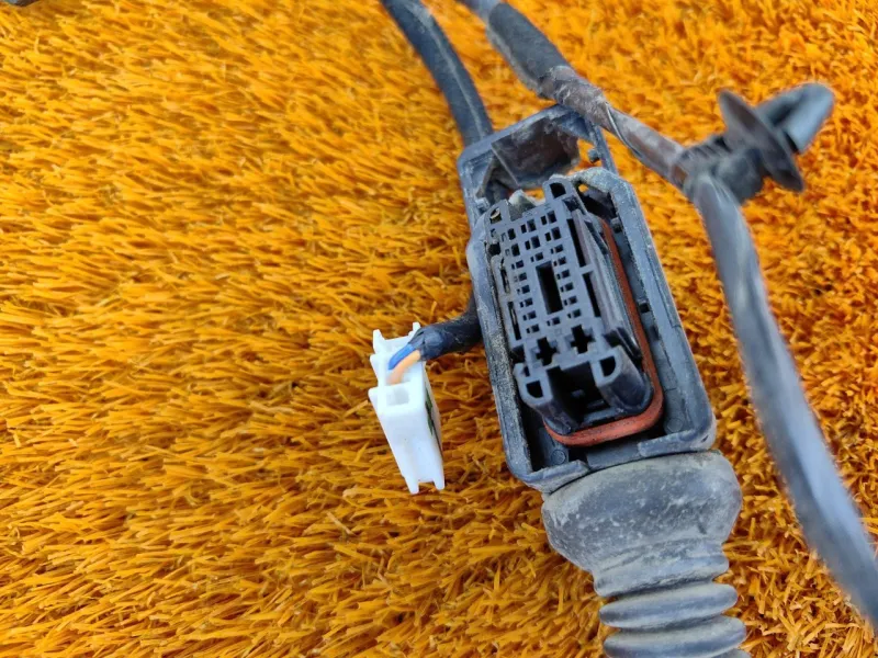 Проводка двери