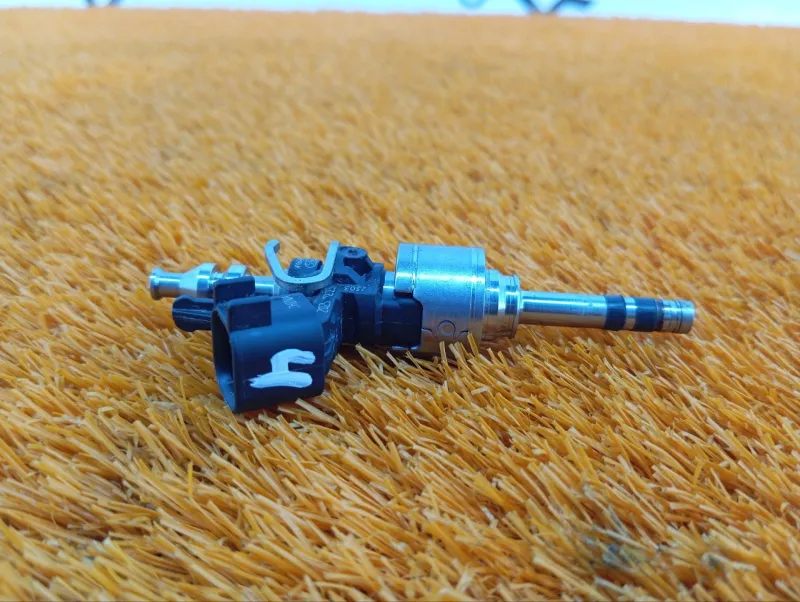 Форсунка топливная