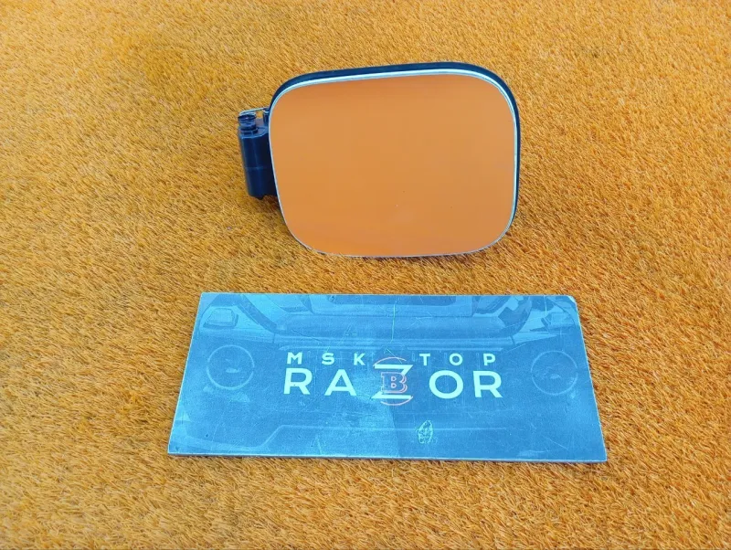 Лючок Бензобака