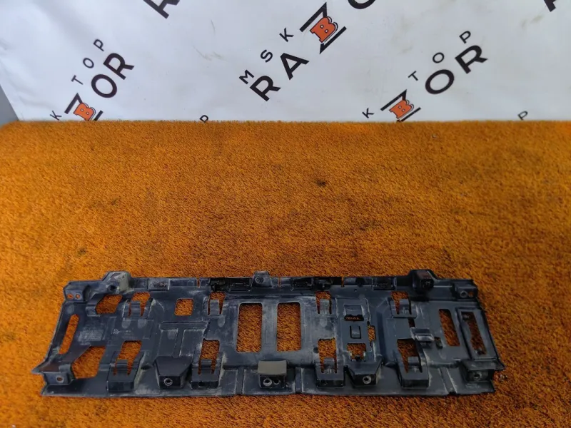 Кронштейн бампера