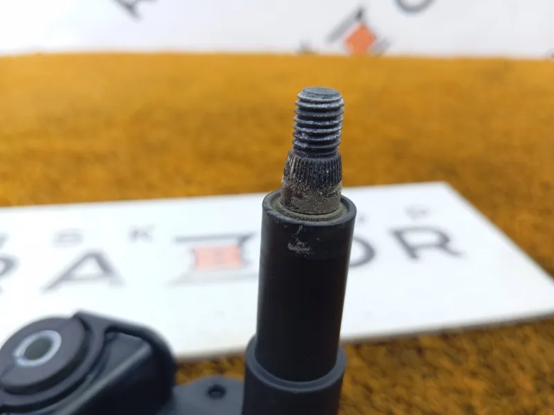 Мотор стеклоочистителя