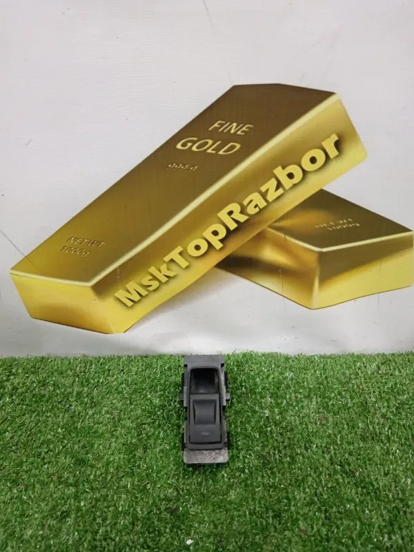 Кнопка стеклоподъемника