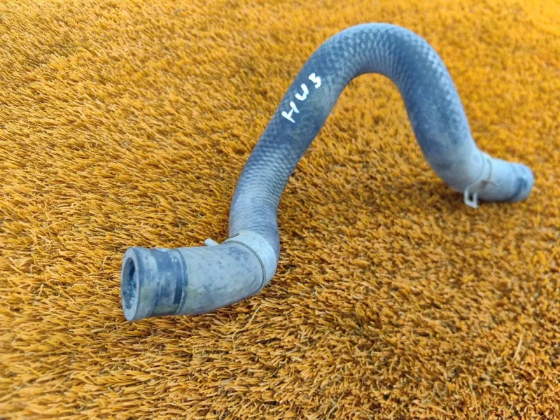 Патрубок отопителя