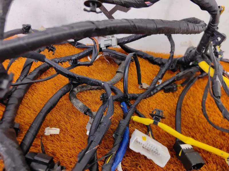 Проводка салона