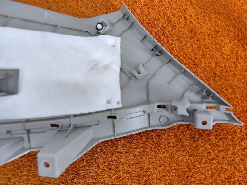 Накладка на стойку кузова