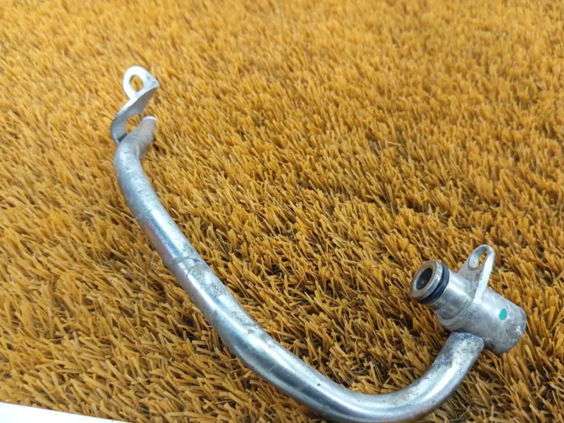 Трубка масляная