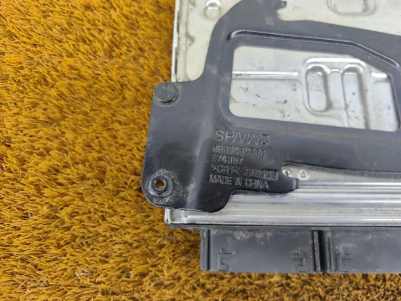 Блок управления двигателем