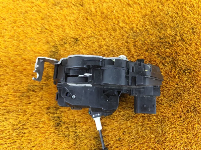 Замок двери