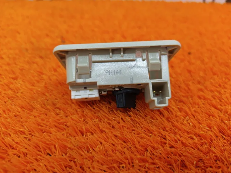 Плафон салона