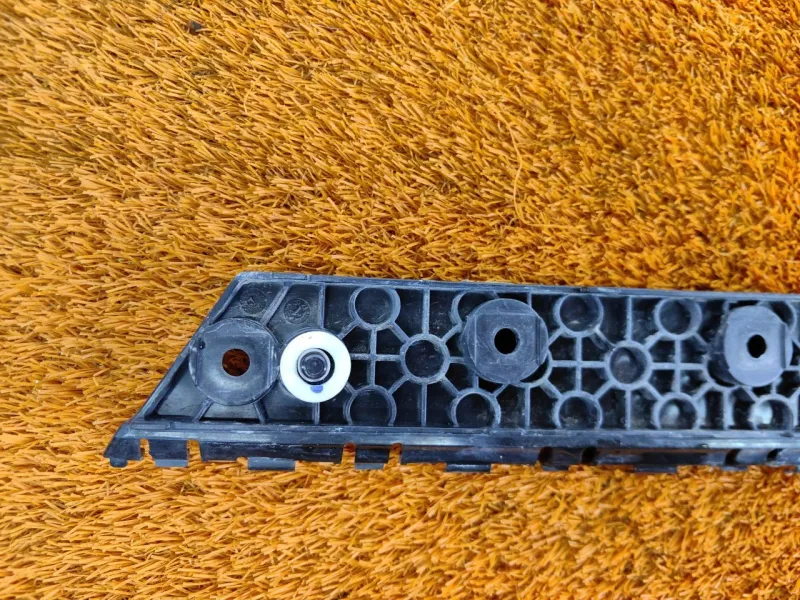 Кронштейн бампера